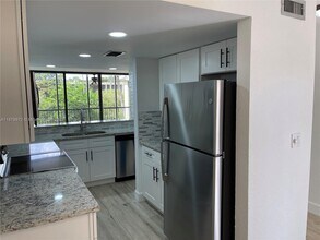 2961 SW 87th Ave, Unit 314 in Davie, FL - Building Photo - Building Photo
