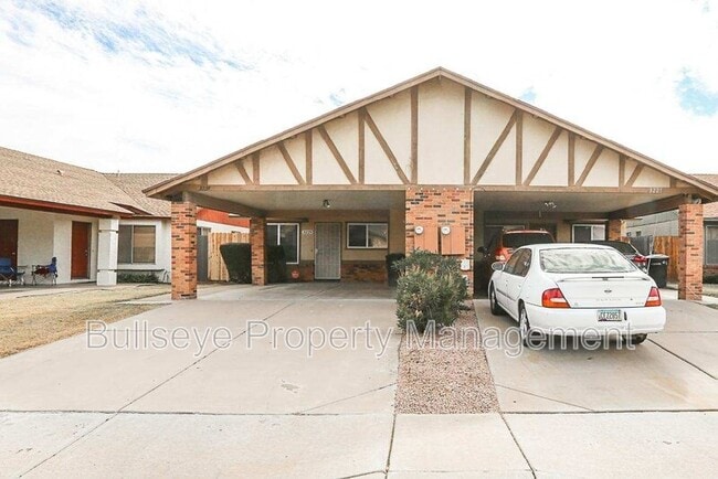 3229 E Crescent Ave in Mesa, AZ - Building Photo - Building Photo