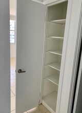 5750 Collins Ave, Unit 12 H in Miami Beach, FL - Building Photo - Building Photo