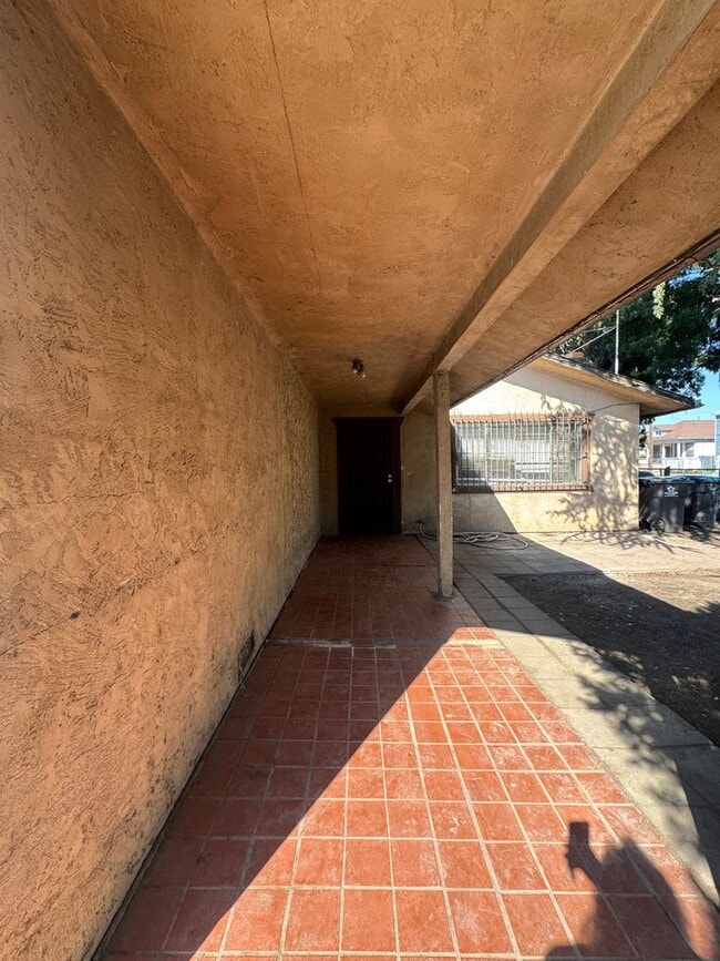 43 E Jefferson St in Stockton, CA - Building Photo - Building Photo