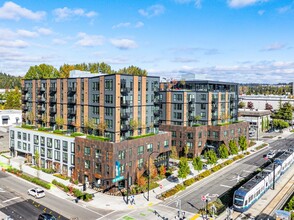 Ondina in Bellevue, WA - Building Photo - Building Photo