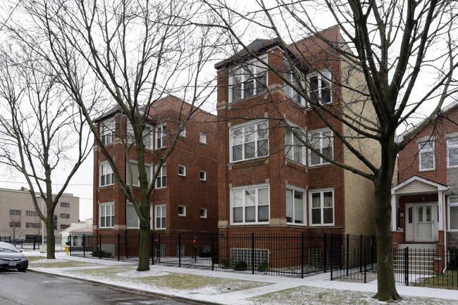 4815 W Hutchinson St in Chicago, IL - Building Photo - Building Photo