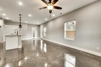 417 E Nelson St in Denison, TX - Building Photo - Building Photo