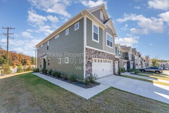 2034 Highland Park Dr in Charlotte, NC - Building Photo - Building Photo