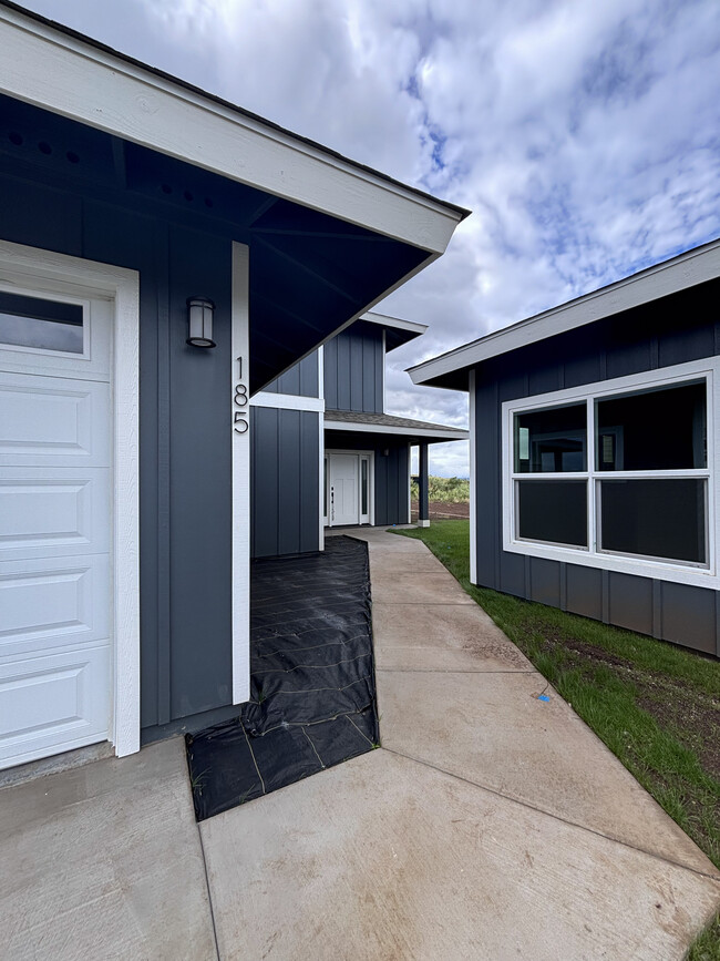 185 Na Mahoe St in Makawao, HI - Building Photo - Building Photo