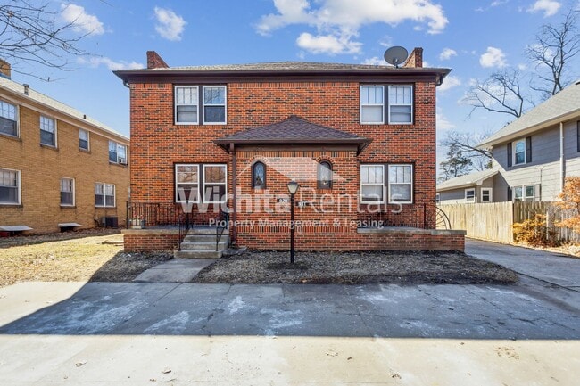 property at 929 W 13th St N