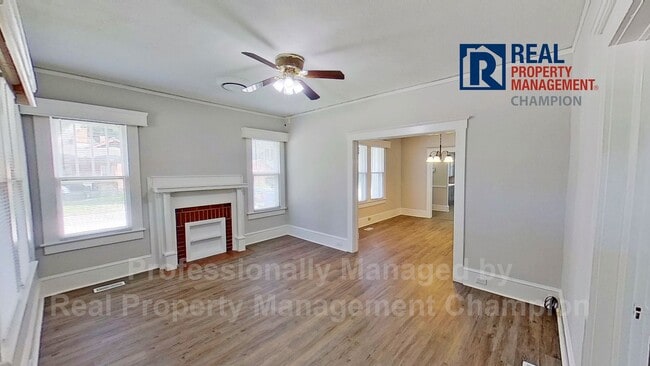 property at 2426 Princess Pl Dr