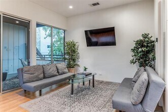 4401 Roseland Ave in Dallas, TX - Building Photo - Building Photo