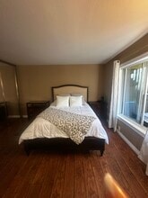 23300 Marigold Ave, Unit C103 in Torrance, CA - Building Photo - Building Photo