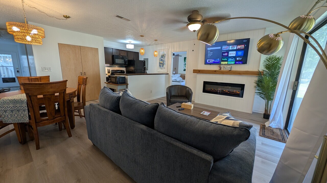 4450 Little River Inn Ln in Little River, SC - Building Photo