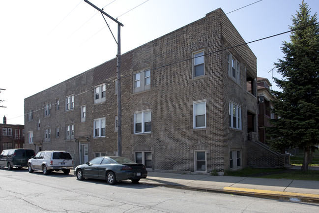 4001 Pulaski St in East Chicago, IN - Building Photo - Building Photo