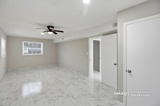 2403 Tiffany Pl in Decatur, GA - Foto de edificio - Building Photo