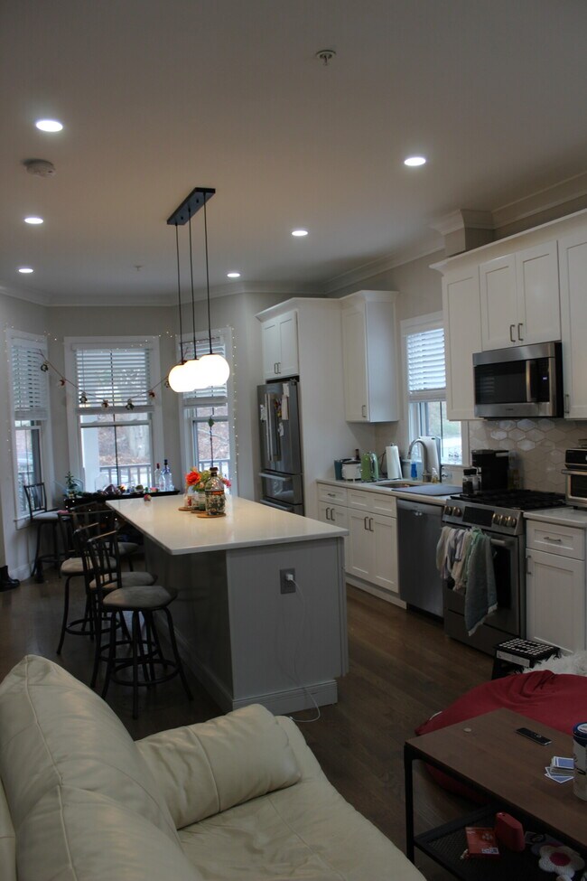 157 Foster St, Unit 153 Foster, #1 in Boston, MA - Building Photo - Building Photo