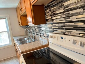 751 Washington St in Canton, MA - Building Photo - Building Photo