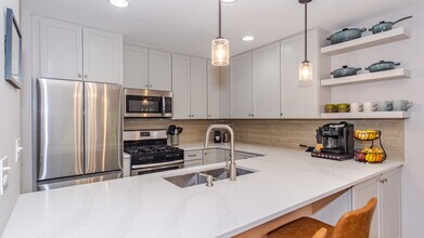 2306 N Lakewood Ave in Chicago, IL - Building Photo - Building Photo