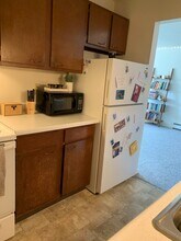 739 Michael St, Unit Old Gold 2 bedroom in Iowa City, IA - Building Photo - Building Photo