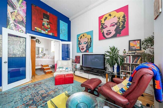 689 Marin Blvd-Unit -# 9 0 3 in Jersey City, NJ - Foto de edificio - Building Photo