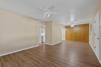 2825 N Story Rd in Irving, TX - Building Photo - Building Photo