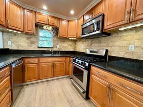 514 Hill Dr in Glendale, CA - Building Photo - Building Photo