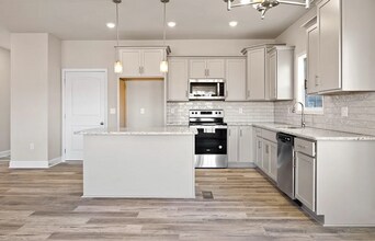 1221 Melody Ave in Bowling Green, KY - Building Photo - Building Photo