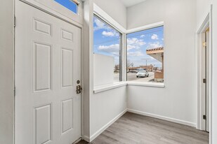 911 2nd St S in Nampa, ID - Building Photo