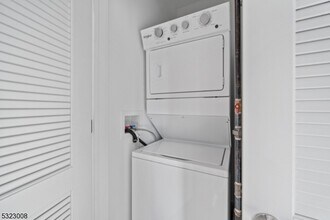 117 Prospect Ave, Unit 8206-06 in Bayonne, NJ - Building Photo - Building Photo