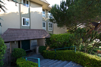 Westwood Apartments in San Mateo, CA - Building Photo - Building Photo