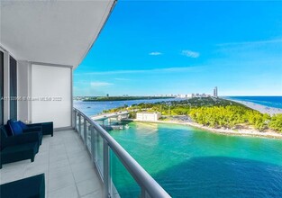 10295 Collins Ave in Bal Harbour, FL - Building Photo - Building Photo