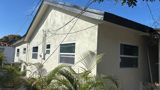 422 SW 4th Ave in Delray Beach, FL - Building Photo - Building Photo