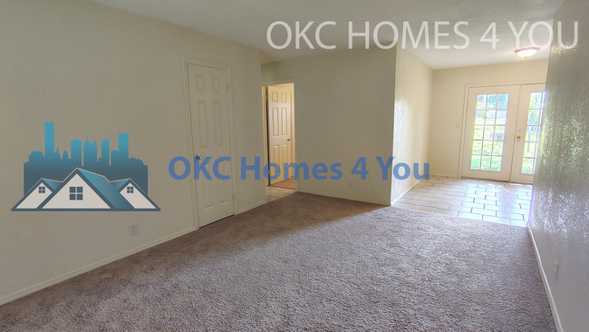 611 S Brookview Ln in Mustang, OK - Building Photo - Building Photo