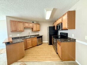 1550 S Belcher Rd in Clearwater, FL - Building Photo - Building Photo