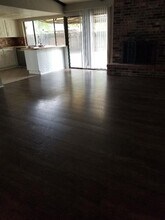 8002 Knightwood Forest Dr in Houston, TX - Building Photo - Building Photo
