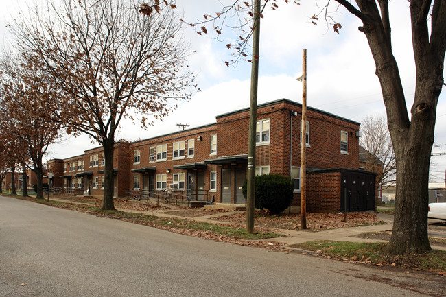 Washington Square Apartments