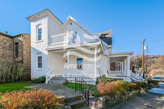 501 4th St in Pitcairn, PA - Building Photo - Building Photo