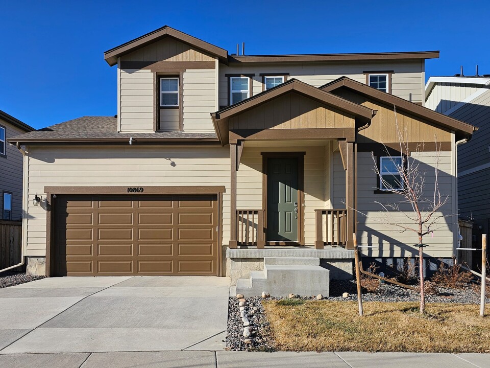 10869 Wooden Pole Dr in Parker, CO - Building Photo