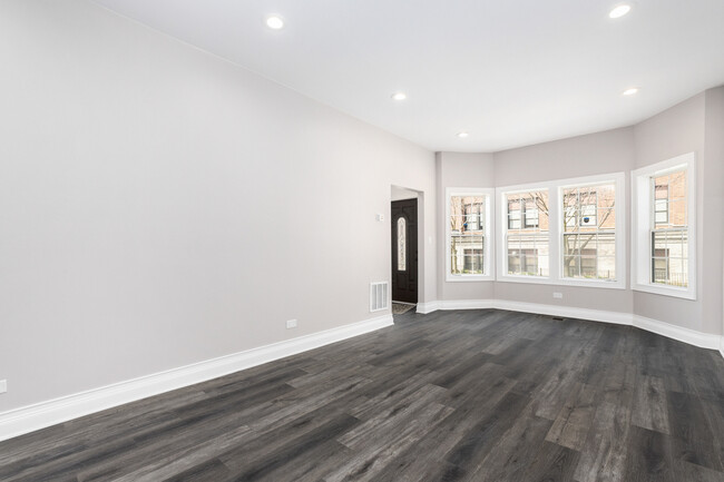641 W 48th St, Unit 641 W 48th St Apt. 1