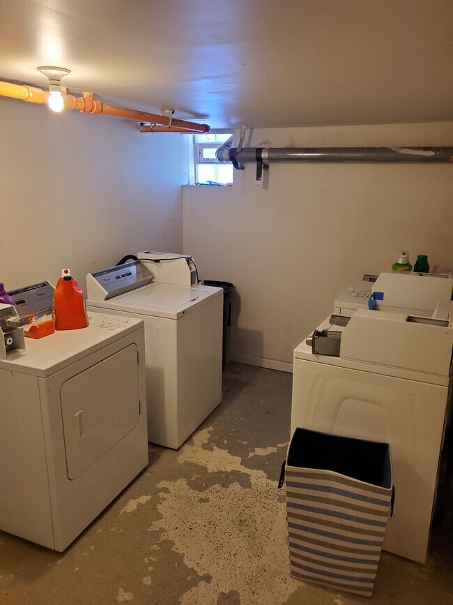 1826 N Bouvier St, Unit 2 in Philadelphia, PA - Building Photo - Building Photo
