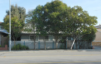 1285 W Campbell Ave in Campbell, CA - Foto de edificio - Building Photo