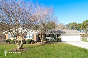 1057 Tony Valley Dr SE in Conyers, GA - Building Photo