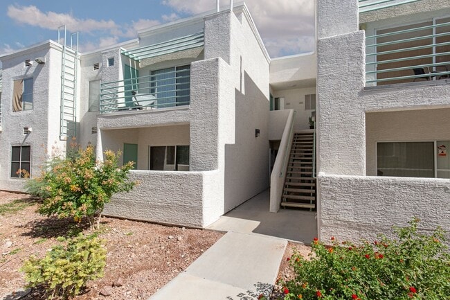 property at 7100 W Pirates Cove Rd