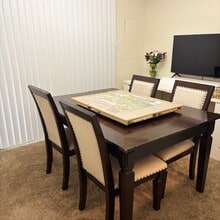 Earle of Warwick Square in Newport News, VA - Foto de edificio - Building Photo