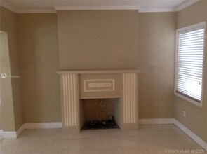 3035 SW 27th Terrace-Unit -1 in Miami, FL - Building Photo - Building Photo