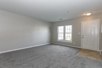 617 Fortune Ct in Glen Burnie, MD - Building Photo - Building Photo