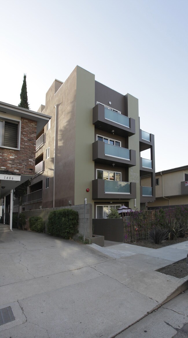 The Residence at 1400 Vista in Los Angeles, CA - Building Photo - Building Photo