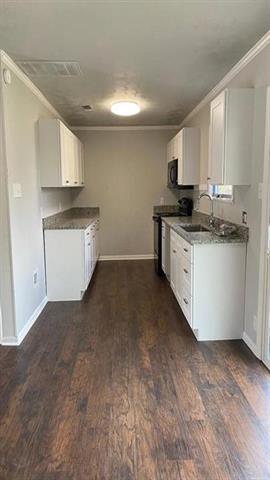 1719 W Washington St in Denison, TX - Building Photo - Building Photo