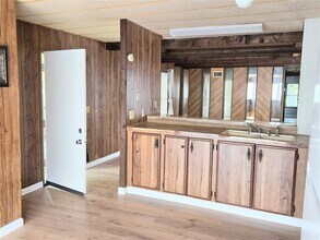 858 Queenswood St in Montgomery, TX - Building Photo - Building Photo