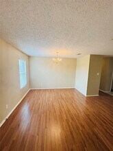 1728 Chesterwood Dr in Rockwall, TX - Foto de edificio - Building Photo