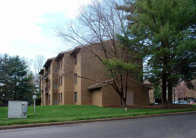 Dr. C. Max Wiehle House in Reston, VA - Building Photo - Building Photo