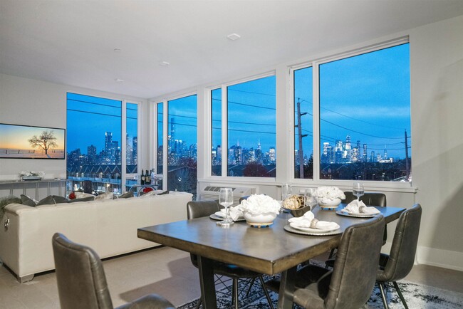 7101 River Rd in North Bergen, NJ - Building Photo - Building Photo