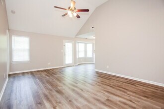 7212 Kavan Hunter Dr in Charlotte, NC - Building Photo - Building Photo